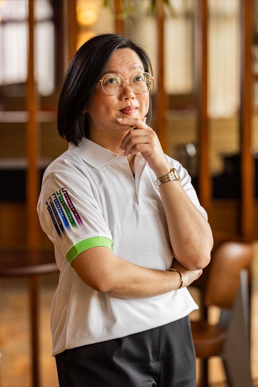 Yanee de Castro